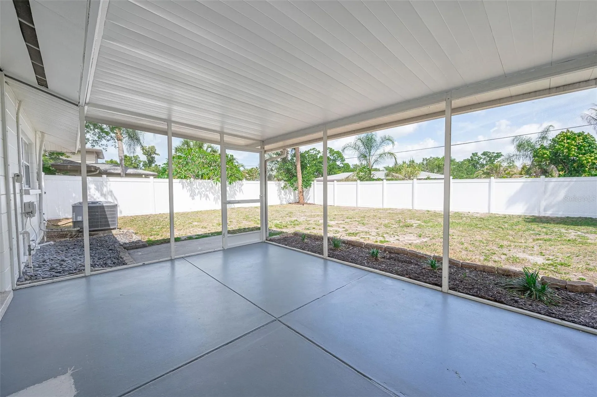 2833 Sunnyside Street Sarasota FL 34239