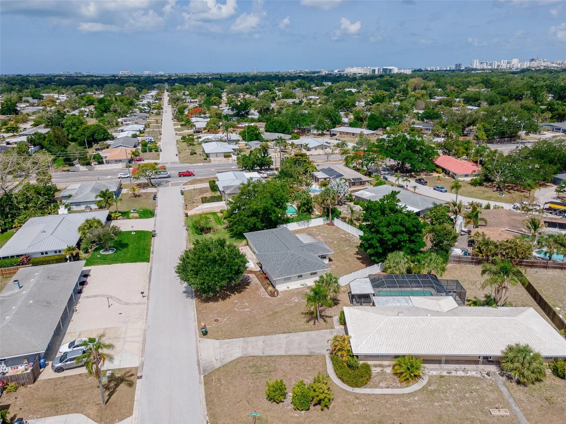 2833 Sunnyside Street Sarasota FL 34239