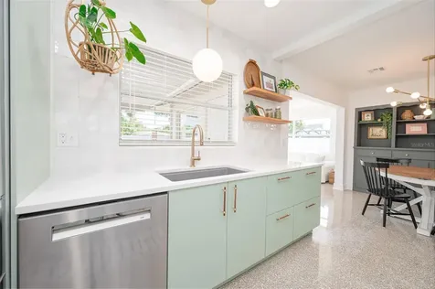 2833 Sunnyside Street Sarasota FL 34239