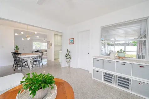 2833 Sunnyside Street Sarasota FL 34239