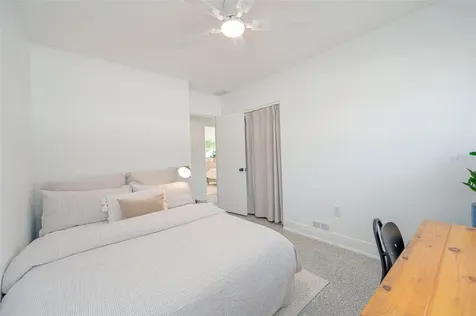 2833 Sunnyside Street Sarasota FL 34239