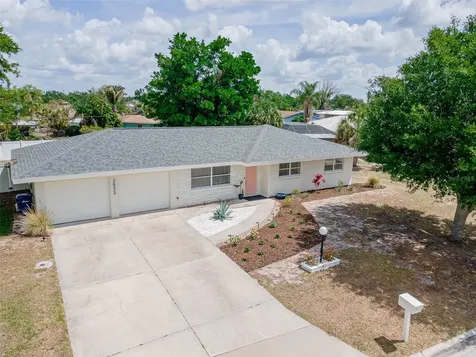 2833 Sunnyside Street Sarasota FL 34239
