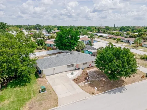 2833 Sunnyside Street Sarasota FL 34239