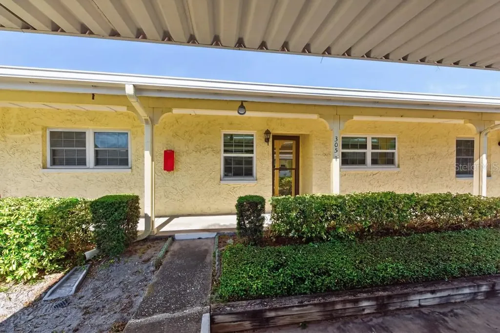 2465 Northside Drive Clearwater FL 33761