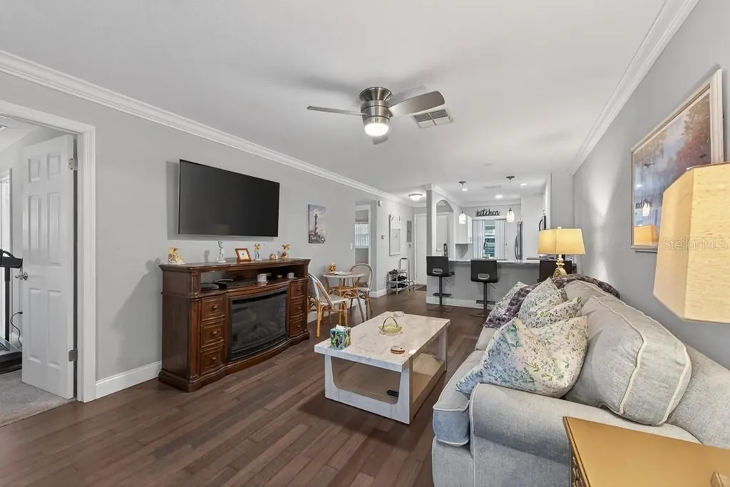 2465 Northside Drive Clearwater FL 33761