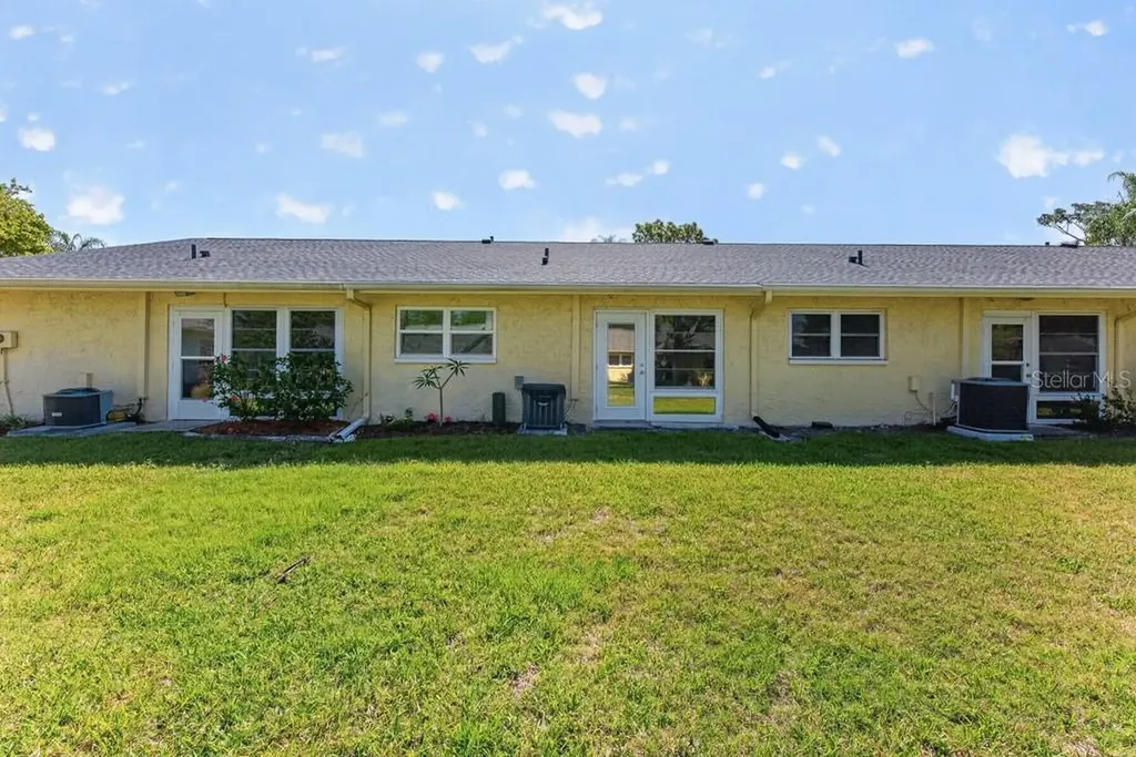 2465 Northside Drive Clearwater FL 33761
