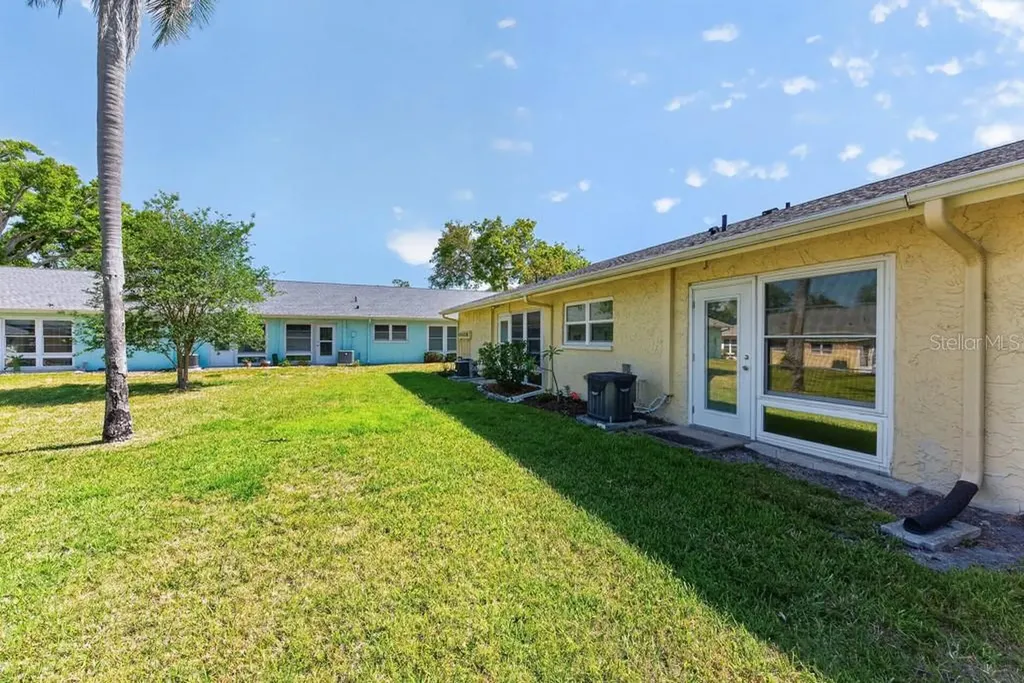 2465 Northside Drive Clearwater FL 33761