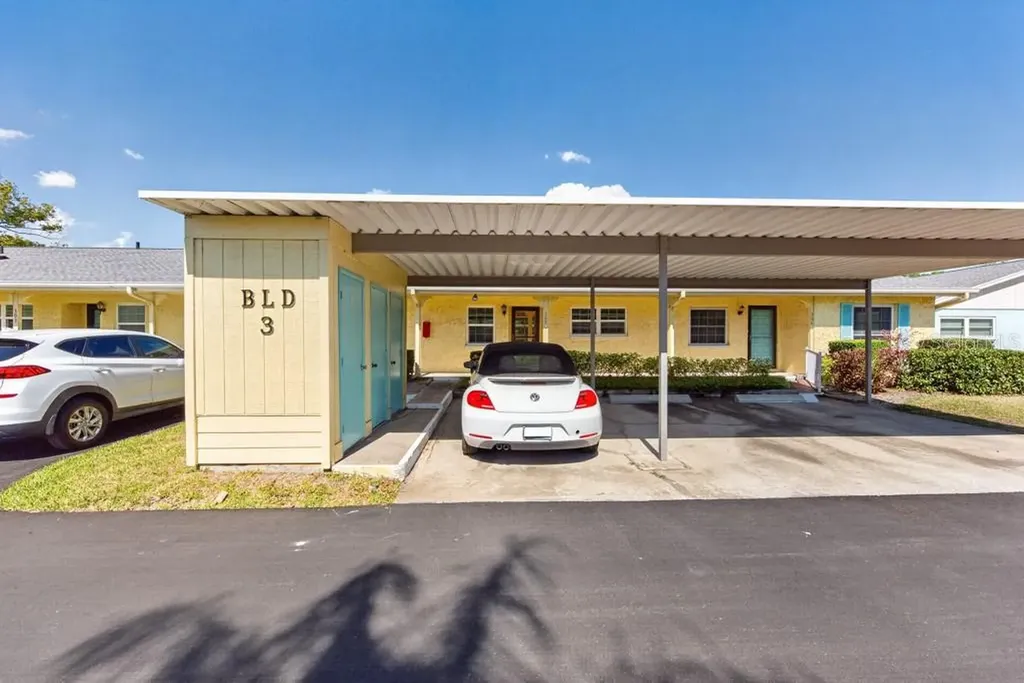 2465 Northside Drive Clearwater FL 33761