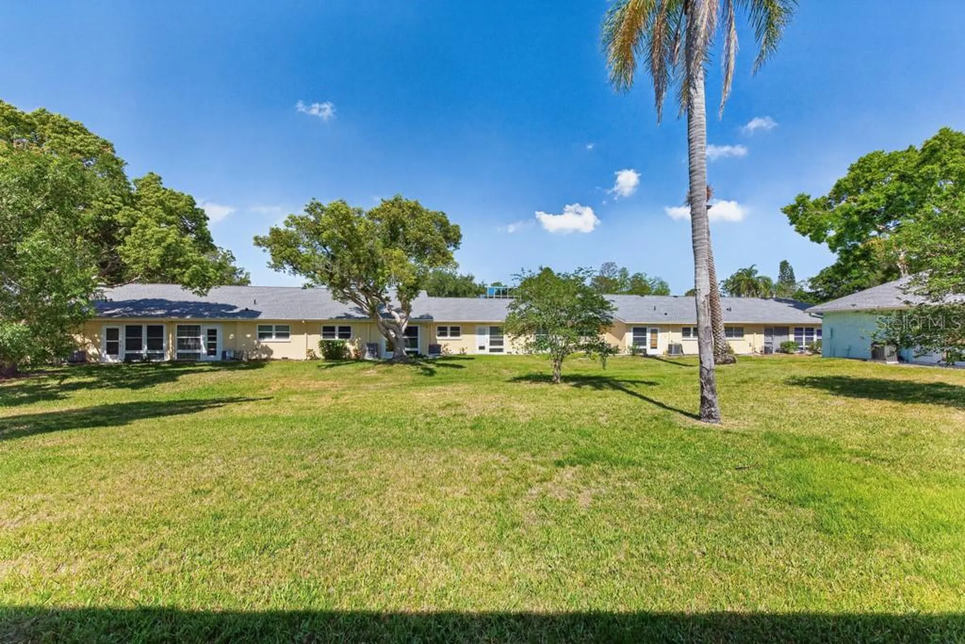 2465 Northside Drive Clearwater FL 33761