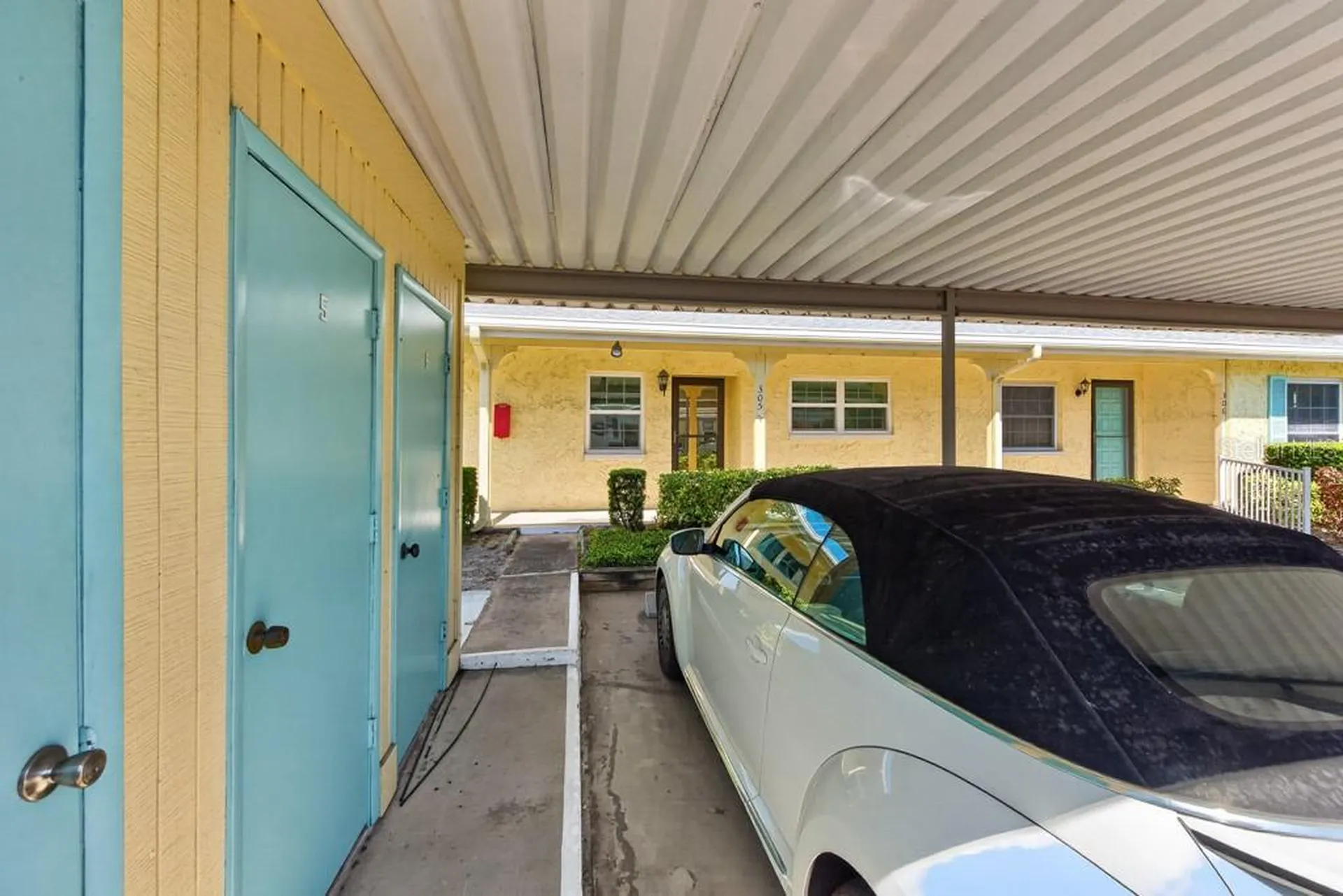 2465 Northside Drive Clearwater FL 33761