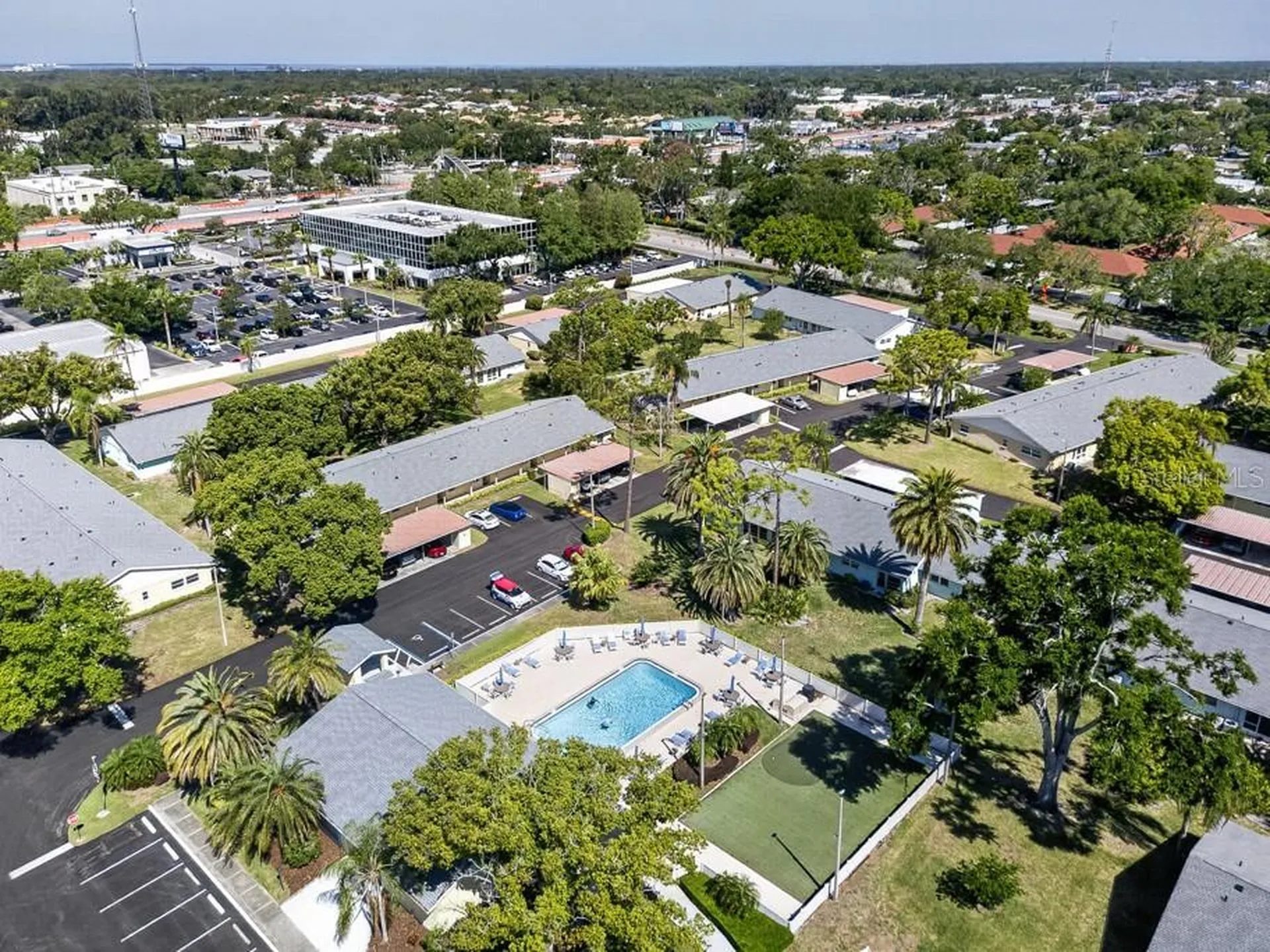2465 Northside Drive Clearwater FL 33761