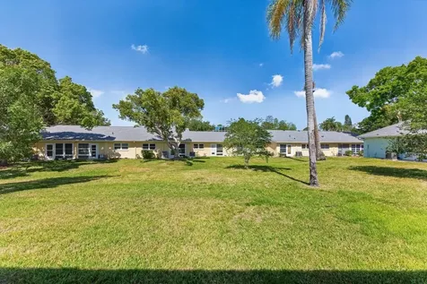 2465 Northside Drive Clearwater FL 33761
