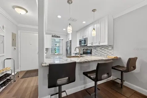 2465 Northside Drive Clearwater FL 33761