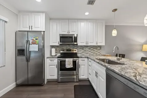 2465 Northside Drive Clearwater FL 33761