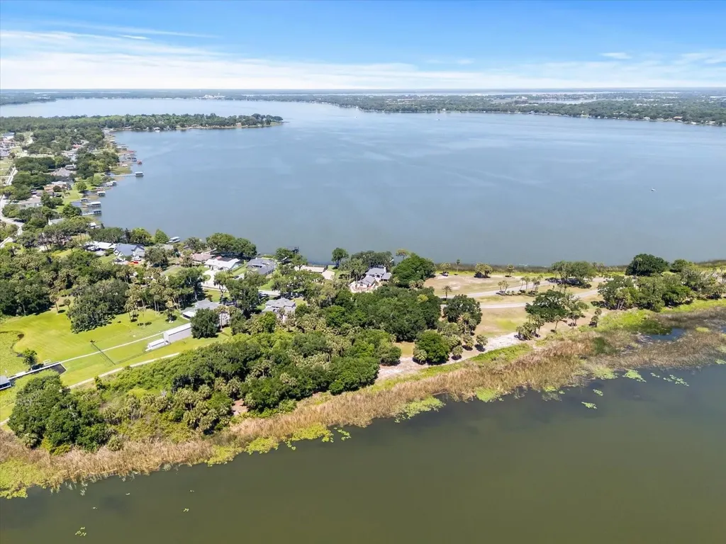 Tbd Deer Island Road Tavares FL 32778