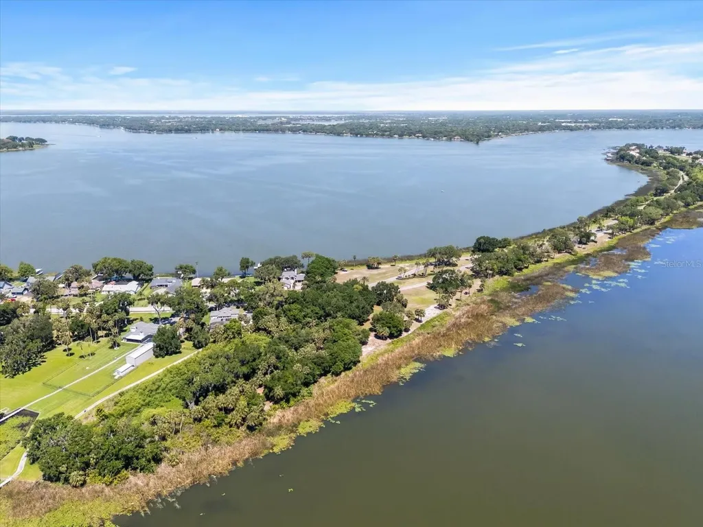 Tbd Deer Island Road Tavares FL 32778