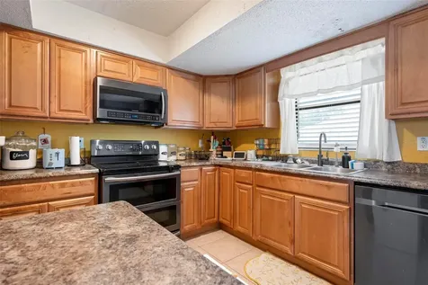 716 22nd Street E Bradenton FL 34208