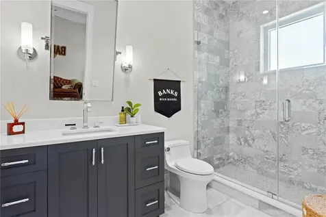 2402 W Parkland Boulevard Tampa FL 33609