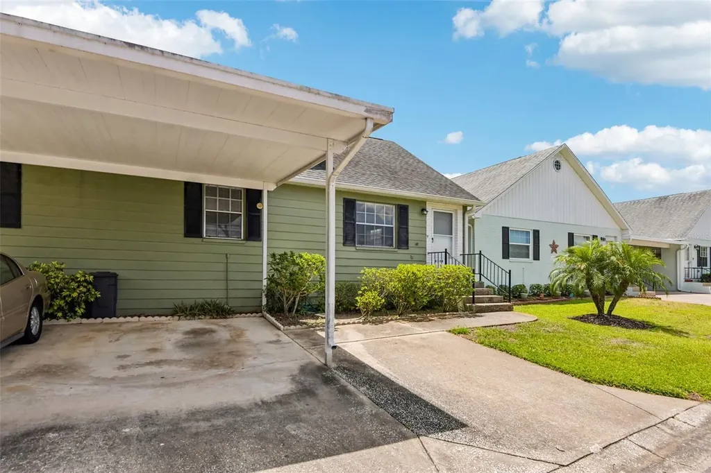 6704 Hickorywood Lane New Port Richey FL 34653