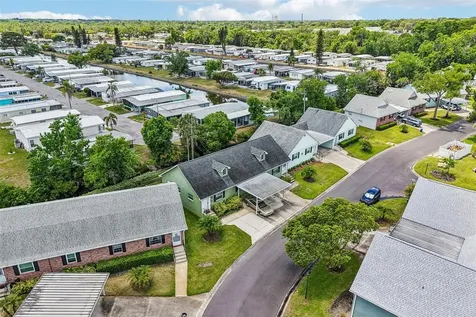 6704 Hickorywood Lane New Port Richey FL 34653