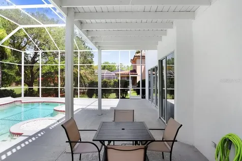 18124 Courtney Breeze Drive Tampa FL 33647