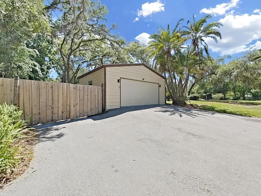 18835 Tracer Drive Lutz FL 33549