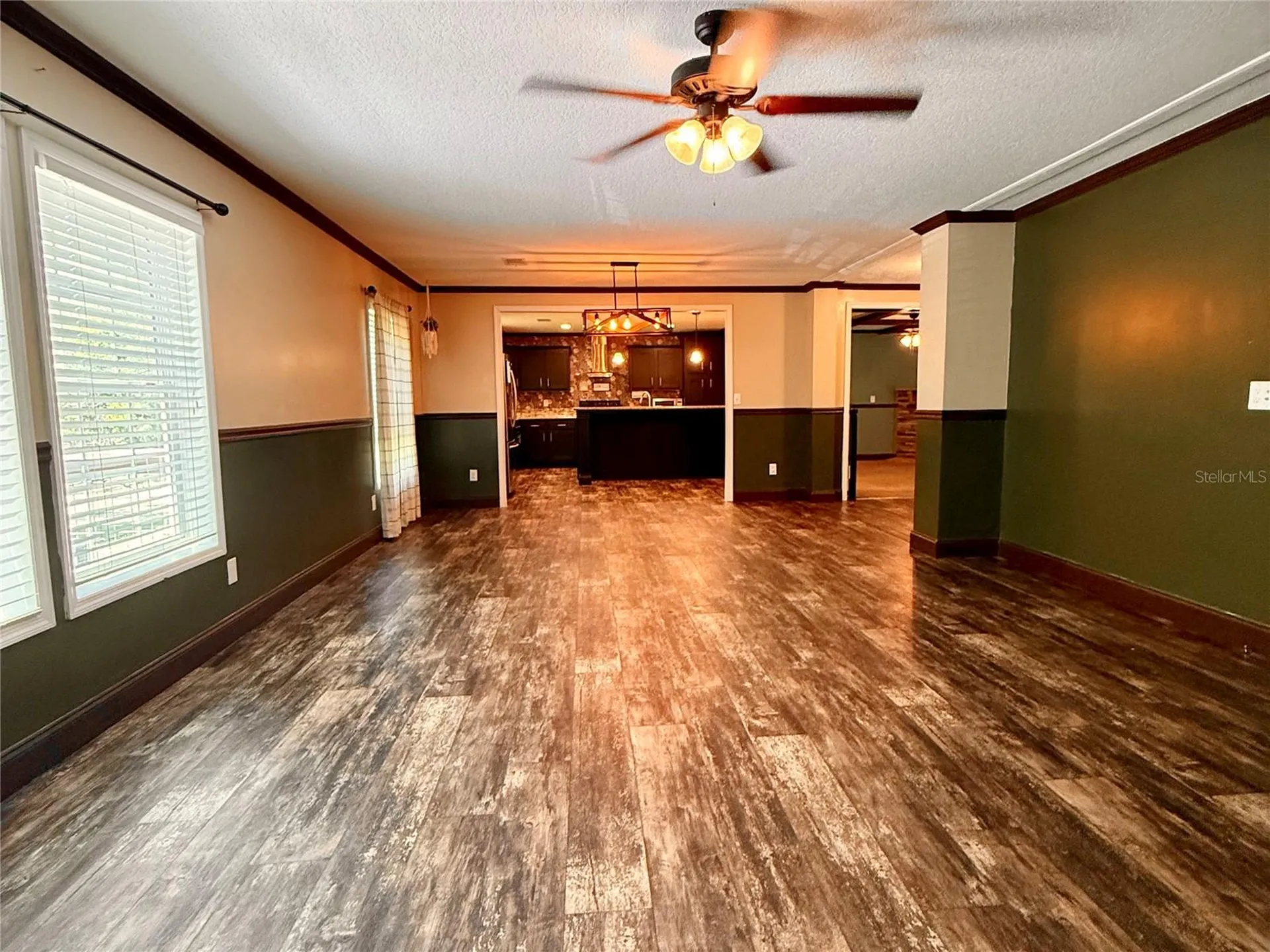 9711 SE Highway 464c Ocklawaha FL 32179
