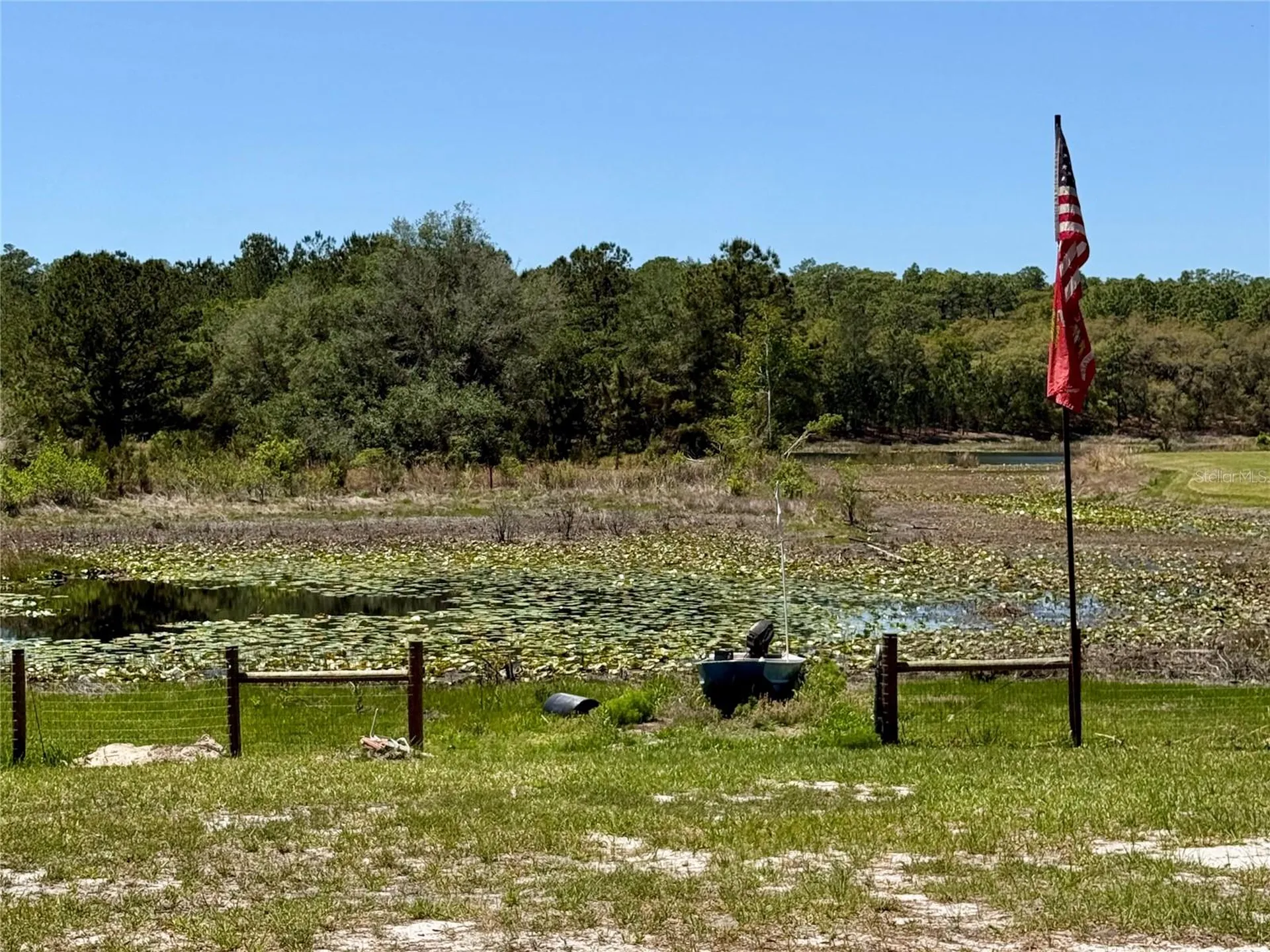 9711 SE Highway 464c Ocklawaha FL 32179