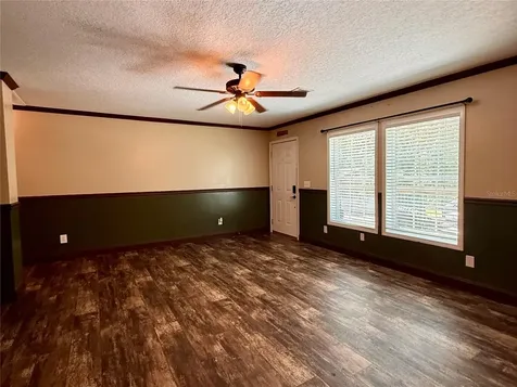 9711 SE Highway 464c Ocklawaha FL 32179