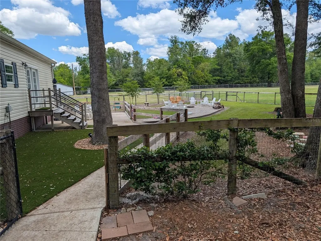 6407 NW County Road 235 Alachua FL 32615