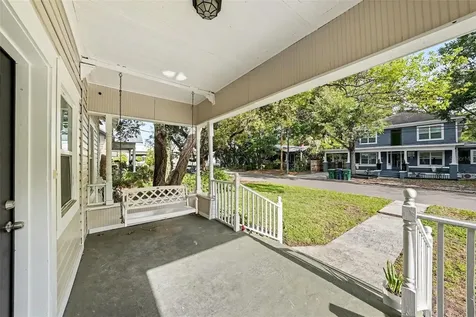 805 E Chelsea Street Tampa FL 33603
