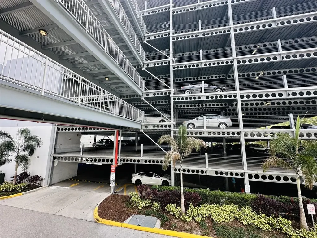 204 E South Street Orlando FL 32801