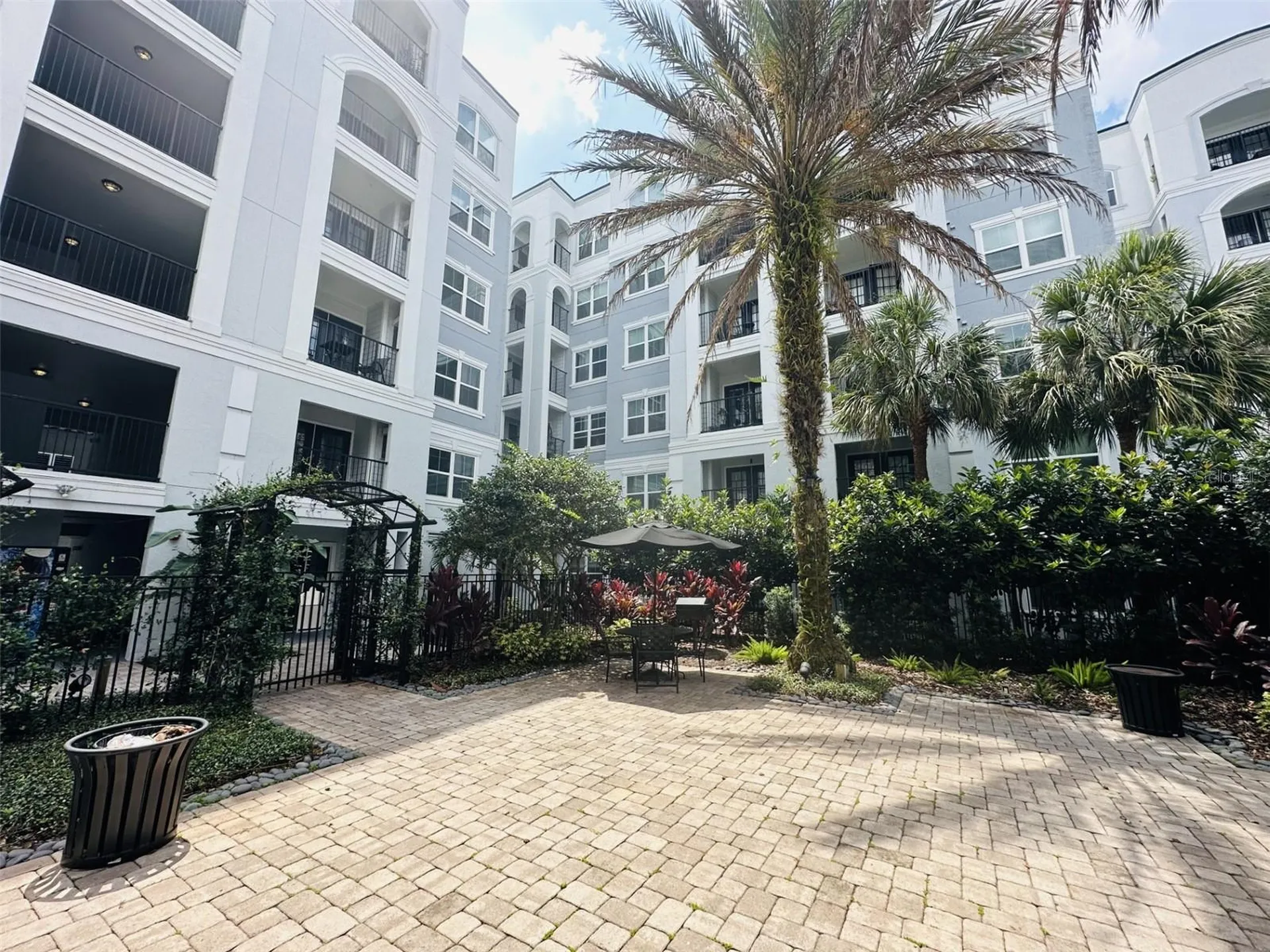 204 E South Street Orlando FL 32801
