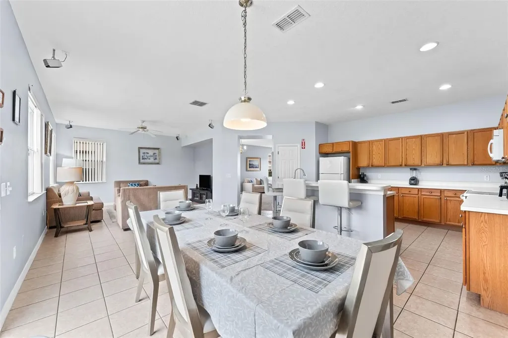 213 Willow View Drive Davenport FL 33896
