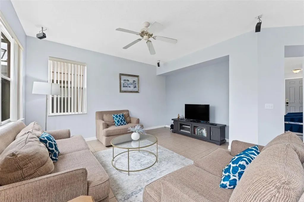 213 Willow View Drive Davenport FL 33896