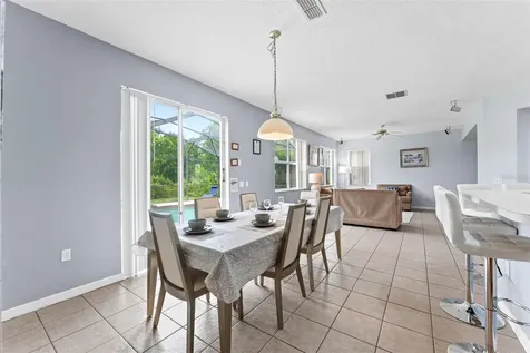 213 Willow View Drive Davenport FL 33896