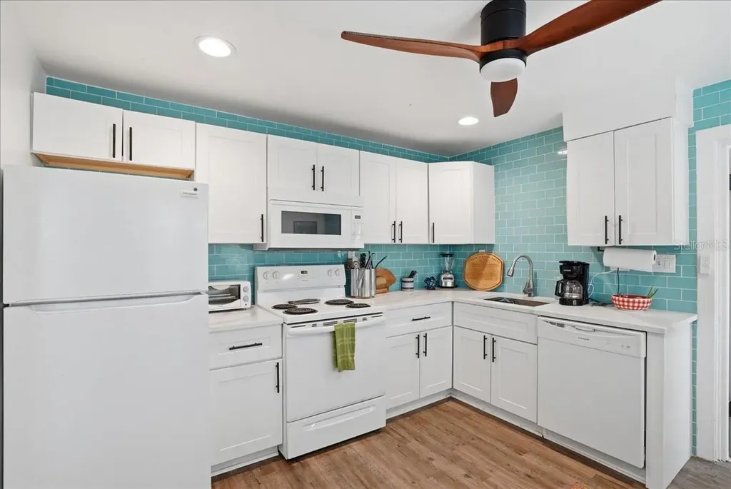 130 86th Terrace Treasure Island FL 33706