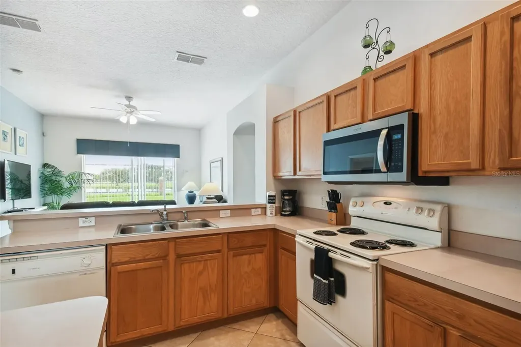 640 Chadbury Way Kissimmee FL 34744