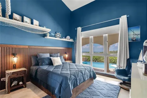 9 Shell Castle Humacao PR 00791
