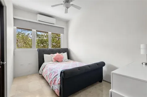 9 Shell Castle Humacao PR 00791