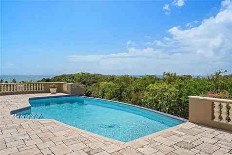 9 Shell Castle Humacao PR 00791