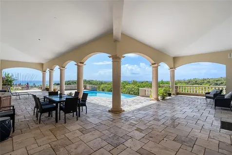 9 Shell Castle Humacao PR 00791