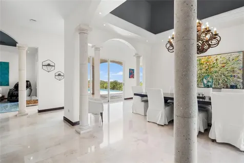 9 Shell Castle Humacao PR 00791