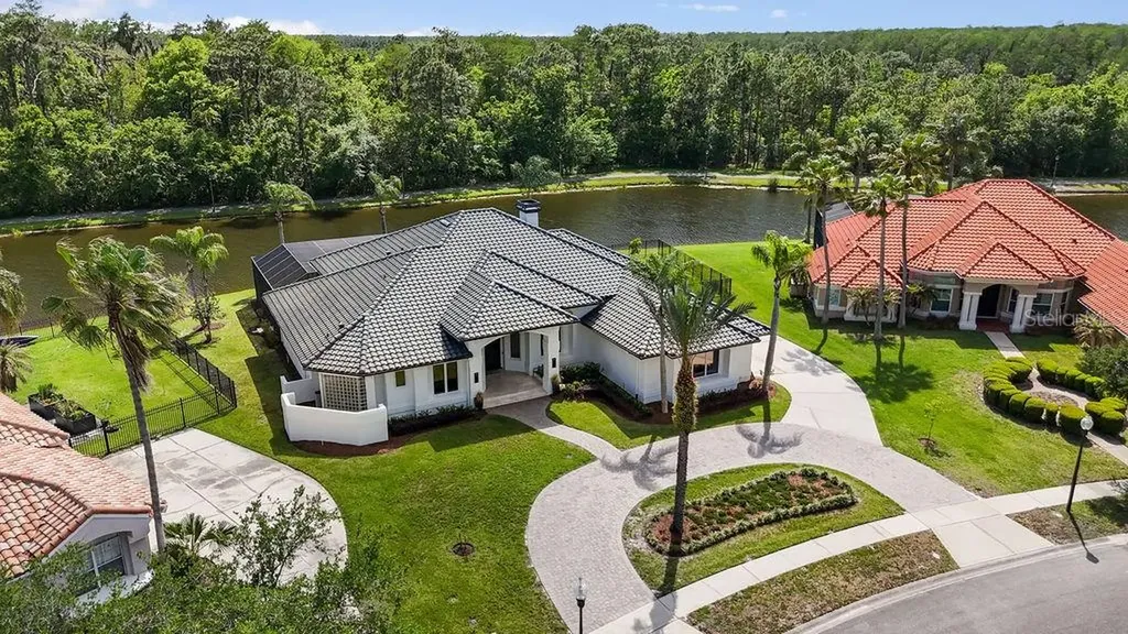 3868 Hunters Isle Drive Orlando FL 32837