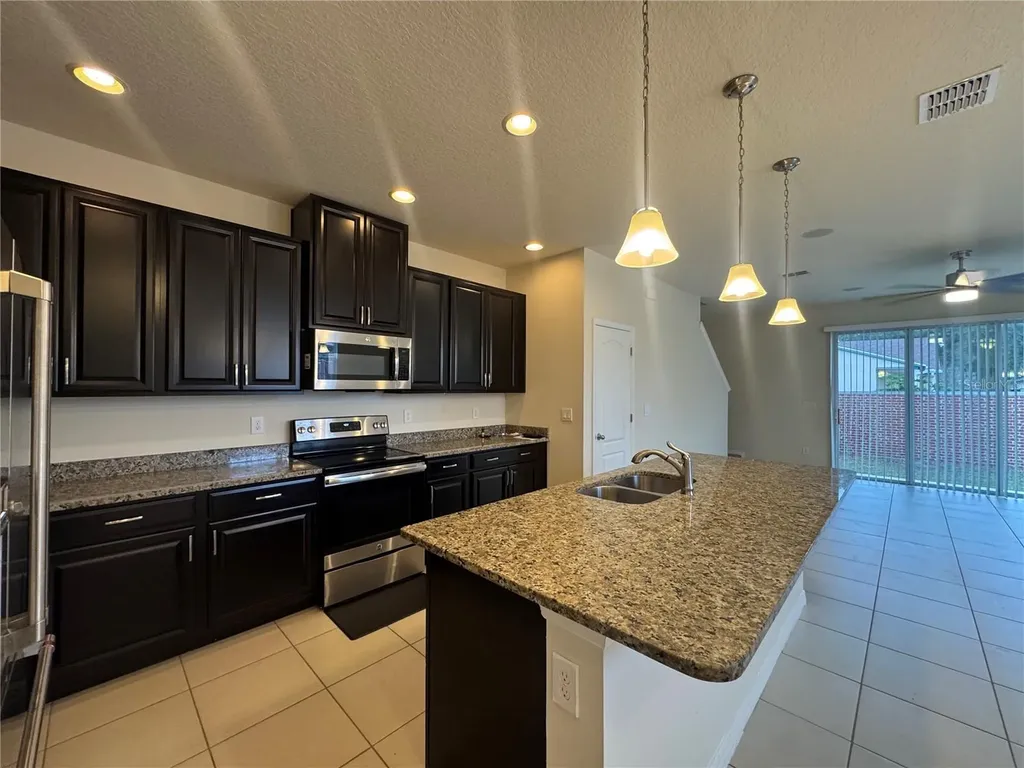 590 Prospect Point Oviedo FL 32765