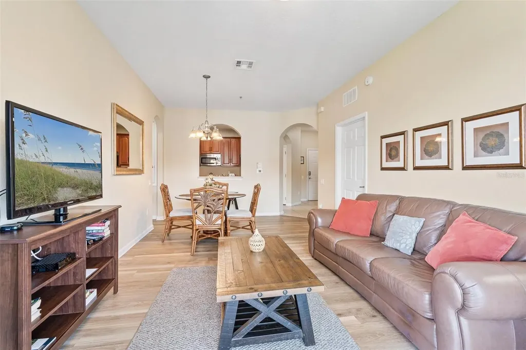 4024 Breakview Drive Orlando FL 32819