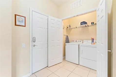 4024 Breakview Drive Orlando FL 32819