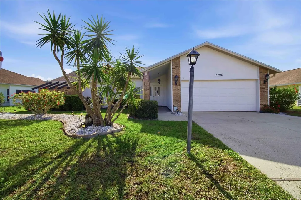 5705 39th Street Circle E Bradenton FL 34203