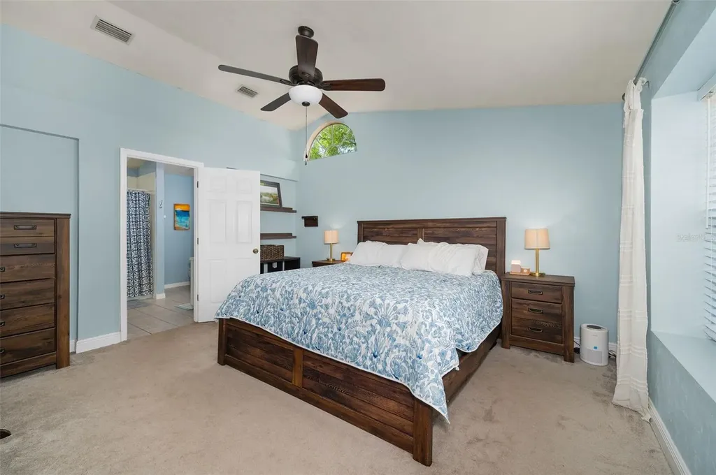 2327 NW 41st Avenue Gainesville FL 32605