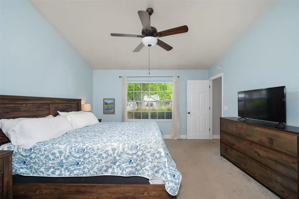 2327 NW 41st Avenue Gainesville FL 32605